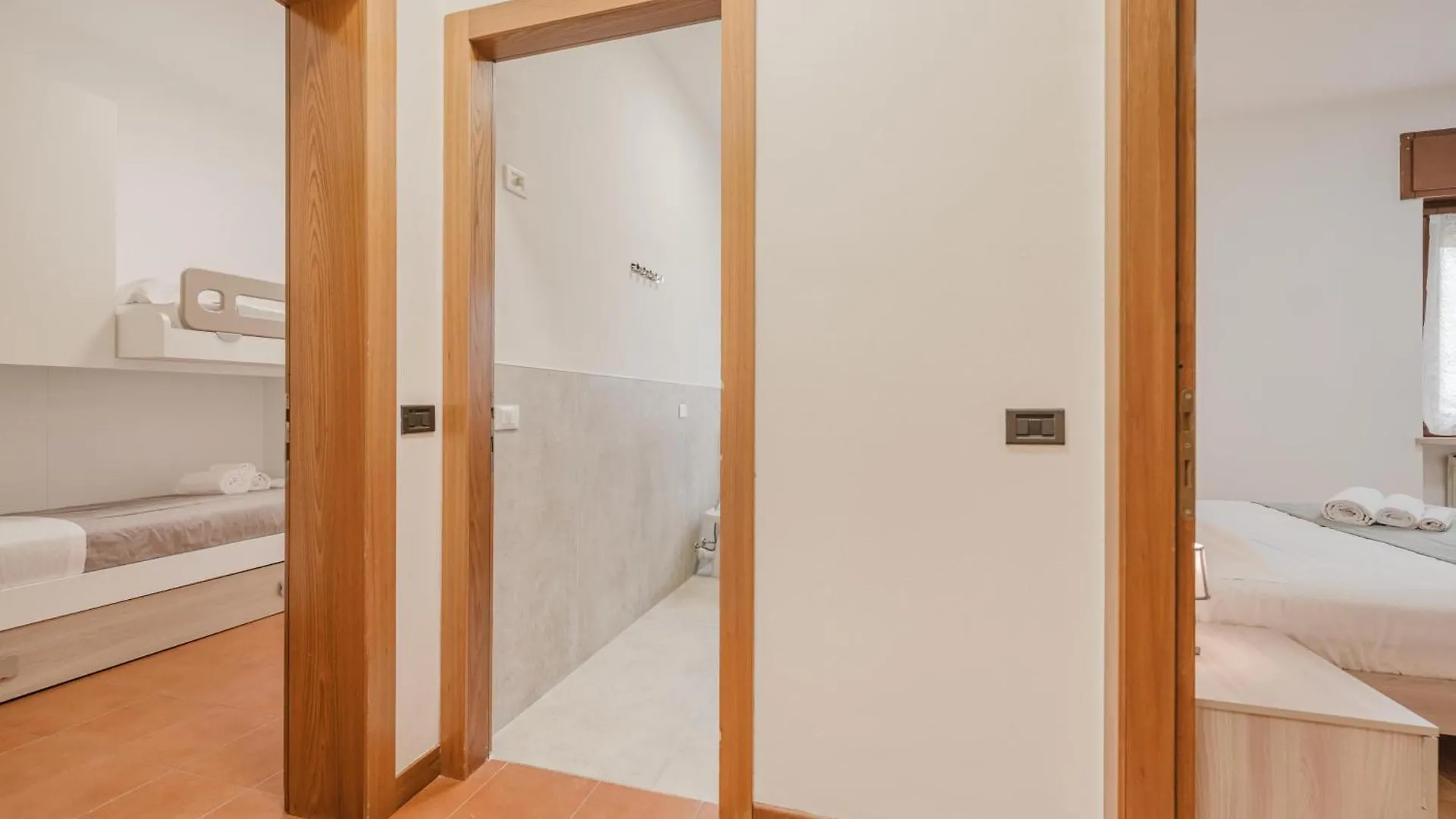 Apartamento Casa Rivoli - Private Garden & Free Parking Rivoli Veronese