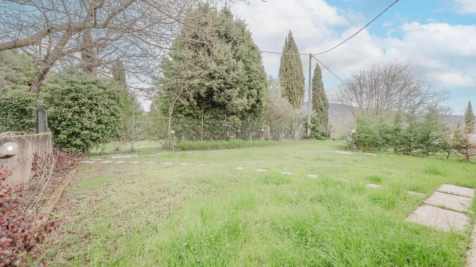 Apartamento Casa Rivoli - Private Garden & Free Parking Rivoli Veronese Italia